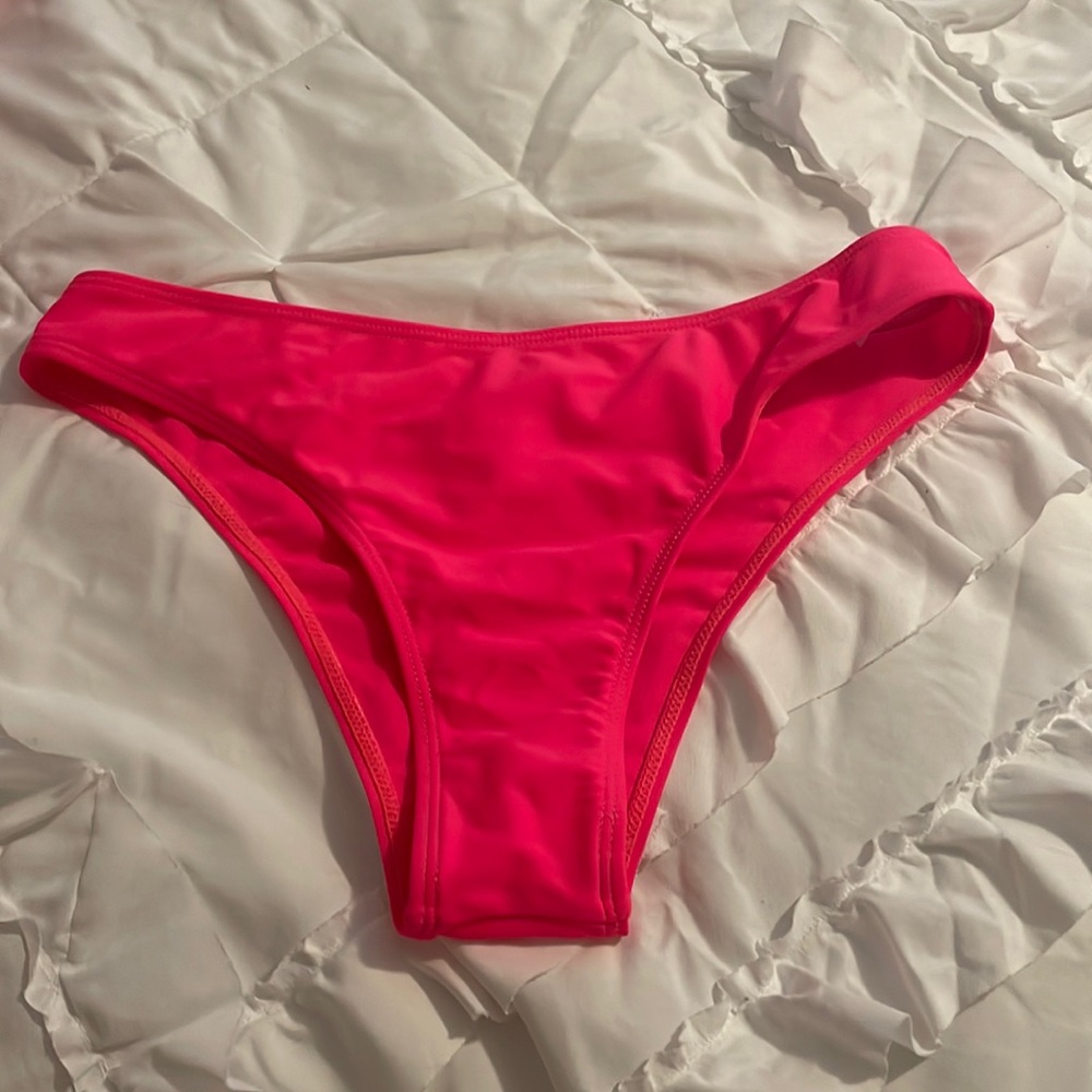 Women’s hot pink bikini bottoms